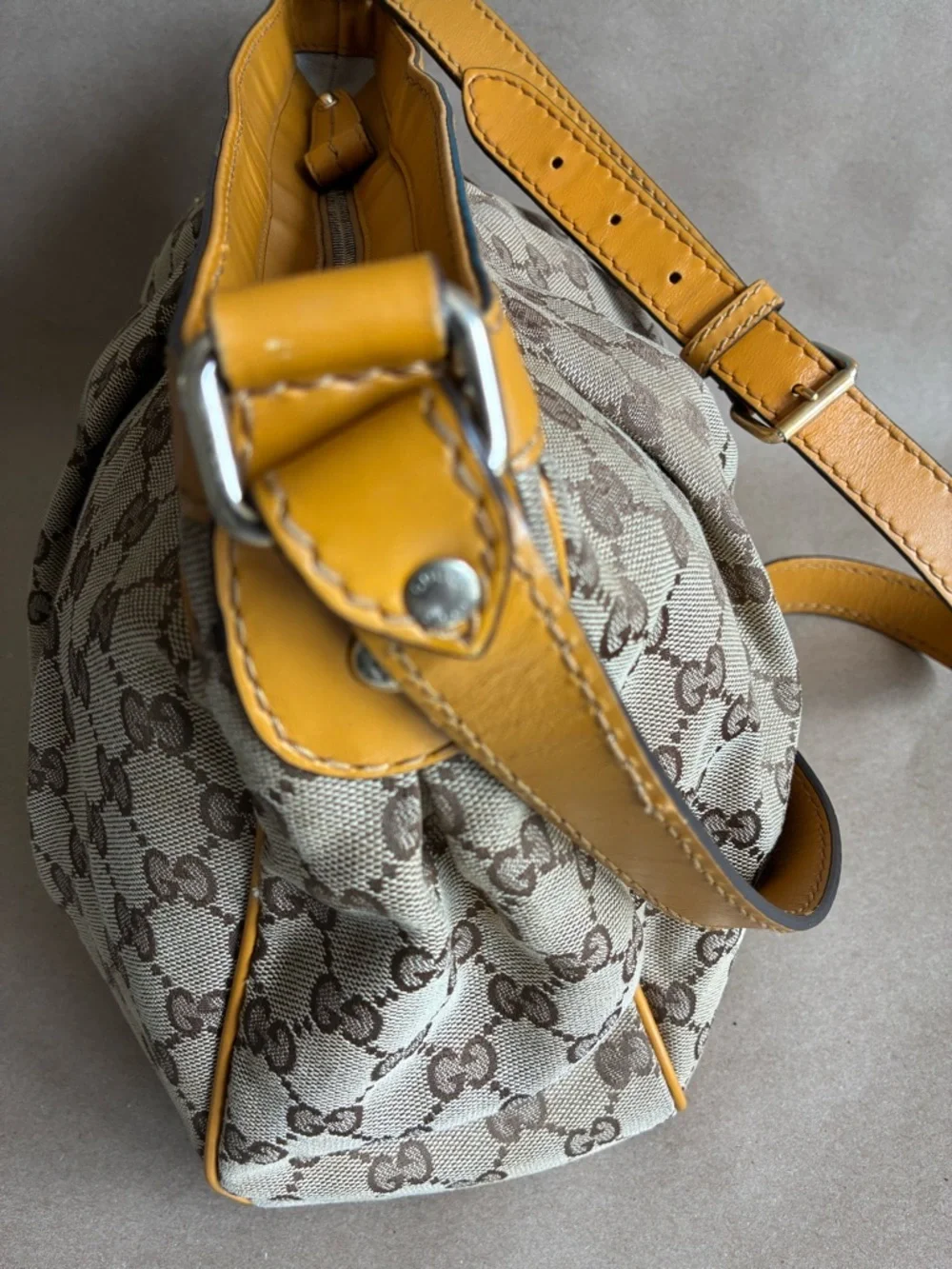 Original GG Canvas Sukey Messenger Bag